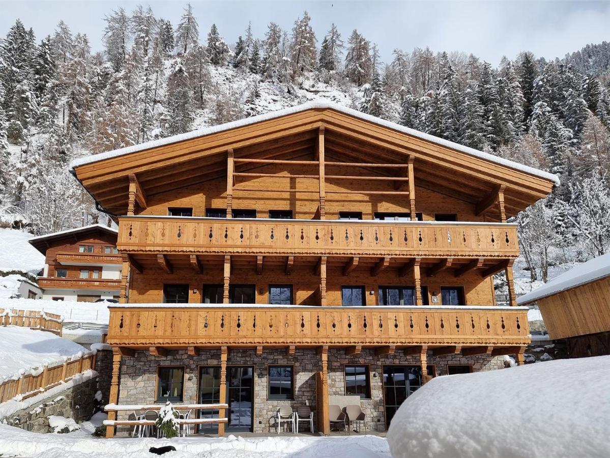 Der Ortnerhof - Hotel & Reiterhof Pragraten Bagian luar foto